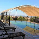Hotell Natur-med Hot Springs And Health 3*