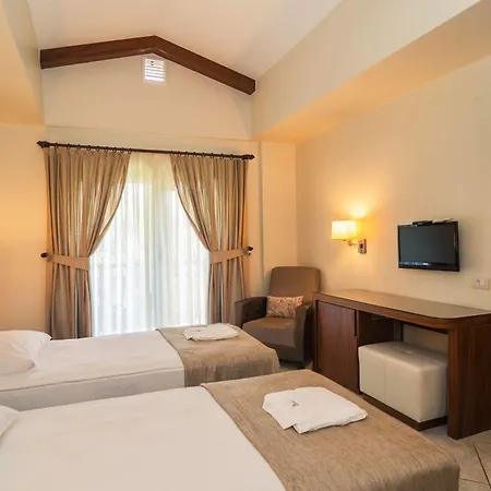 Natur-med Hot Springs And Health Hotel Davutlar